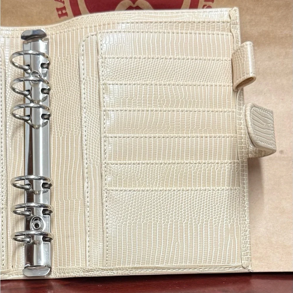 Elegant Cream Textured Planner